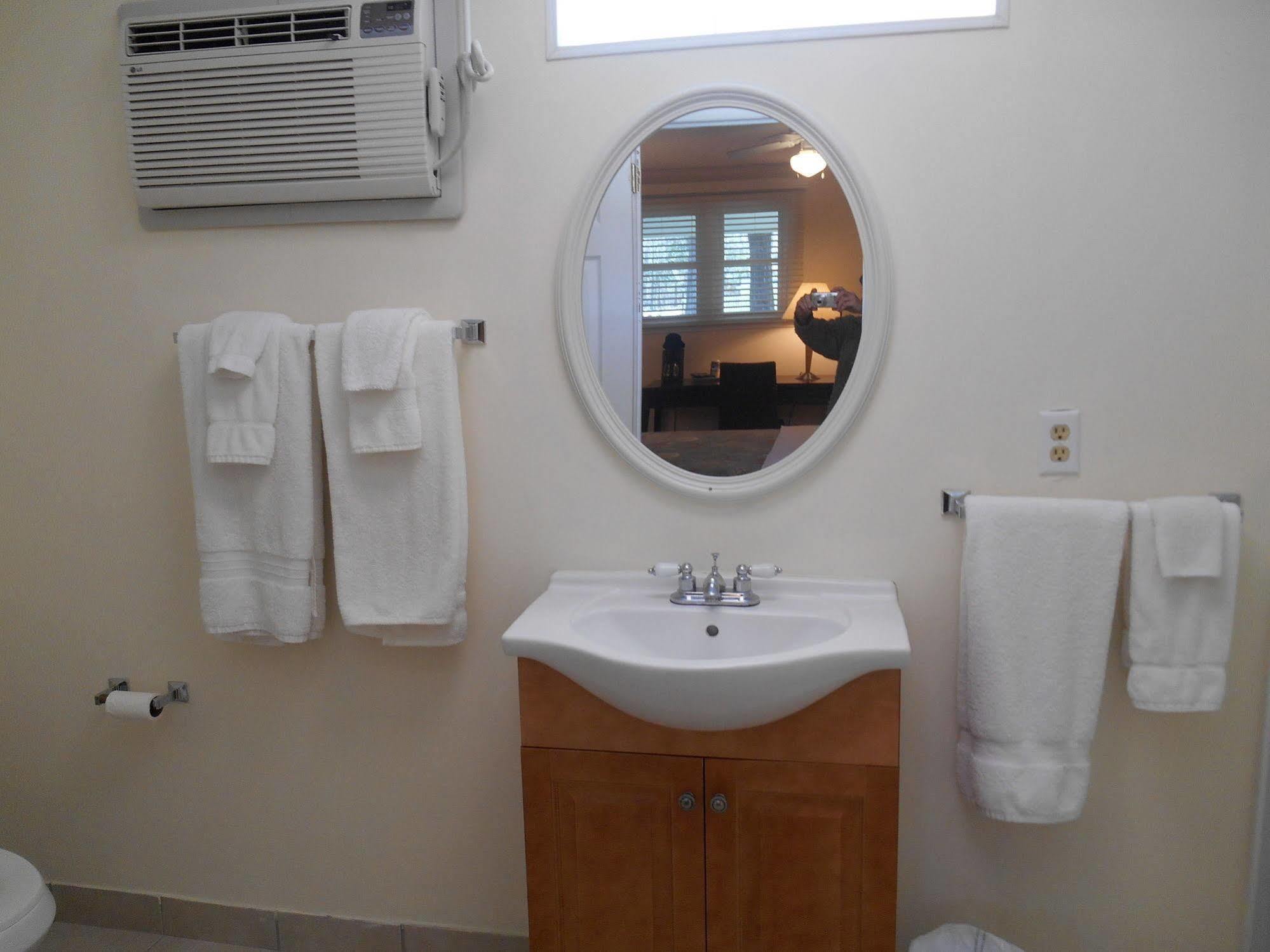 Meris Gardens B&B 베다니 해변 외부 사진