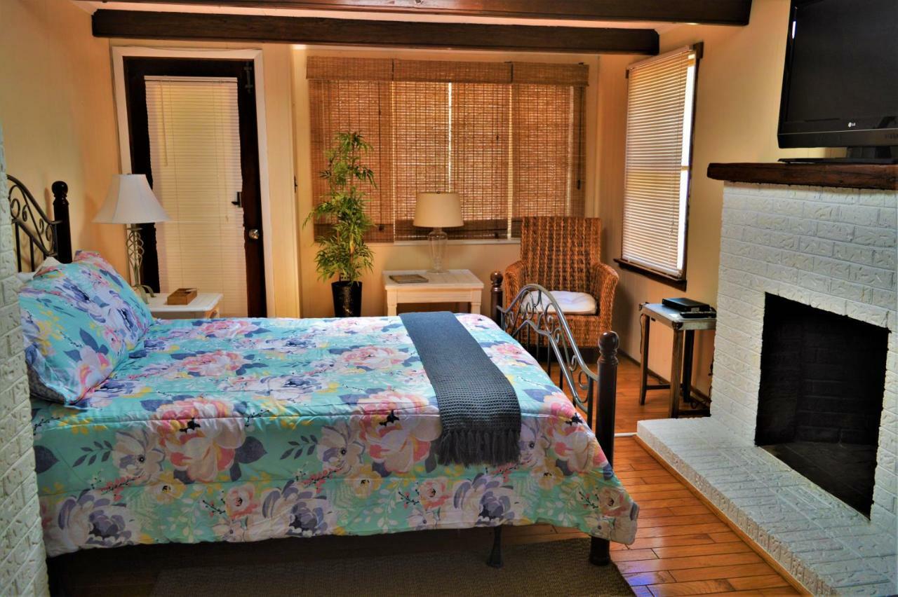 Meris Gardens B&B 베다니 해변 외부 사진